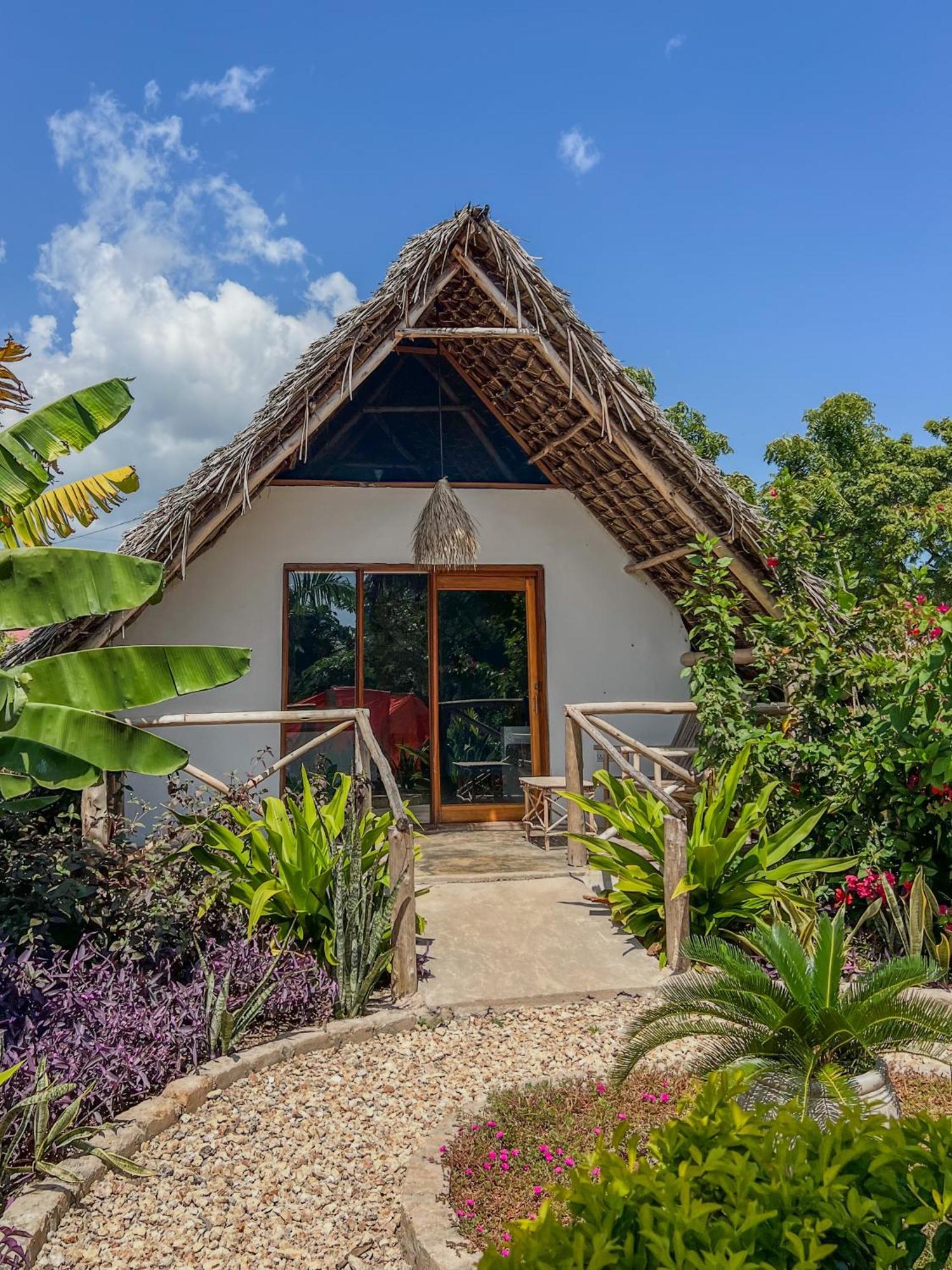 Kokopelli Bungalows Nungwi Exterior photo