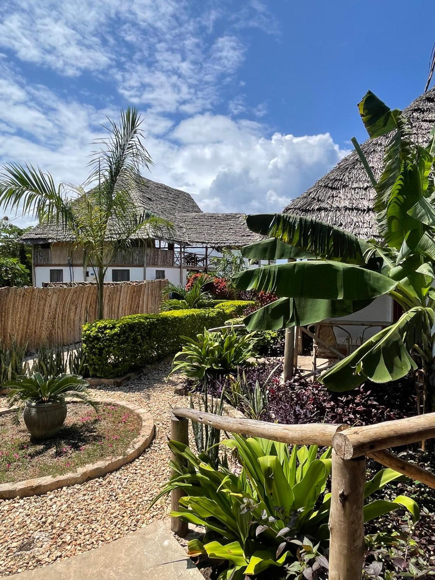 Kokopelli Bungalows Nungwi Exterior photo